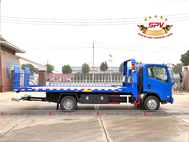 Rollback Tow Truck ISUZU - RS